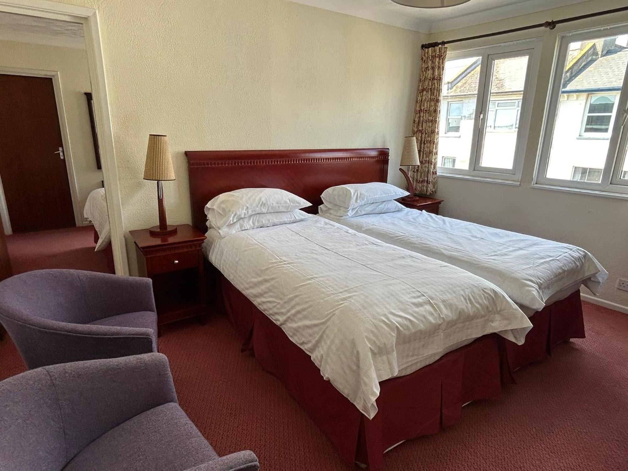 Regent Court - Seafront, Sandown - Free Car Ferry For Bookings Of 3 Or More Nights, Subject To Availability Exterior foto
