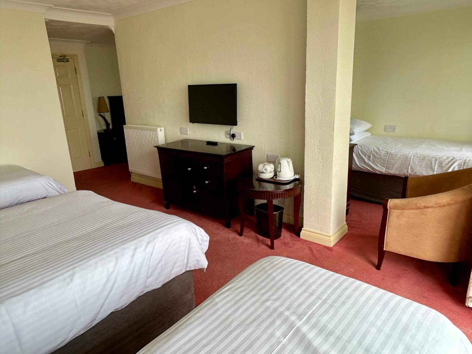 Regent Court - Seafront, Sandown - Free Car Ferry For Bookings Of 3 Or More Nights, Subject To Availability Habitación foto