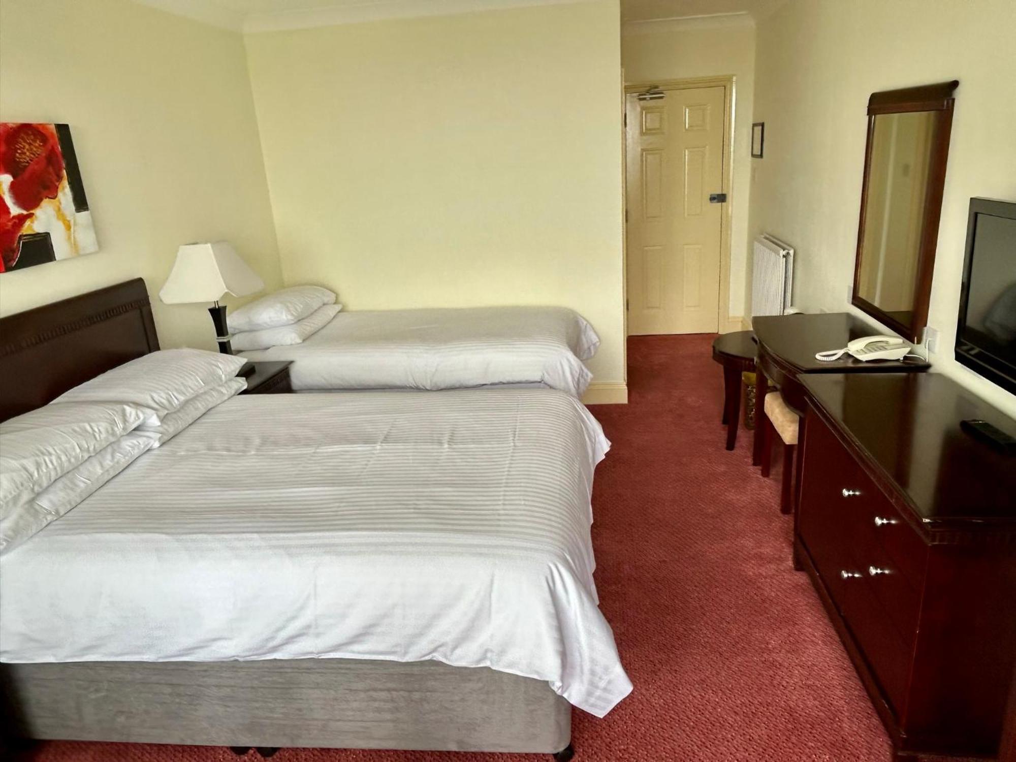 Regent Court - Seafront, Sandown - Free Car Ferry For Bookings Of 3 Or More Nights, Subject To Availability Habitación foto