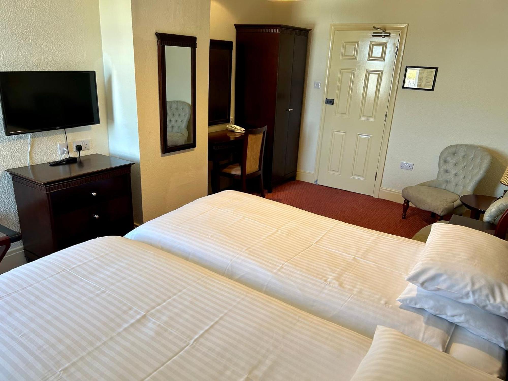 Regent Court - Seafront, Sandown - Free Car Ferry For Bookings Of 3 Or More Nights, Subject To Availability Exterior foto